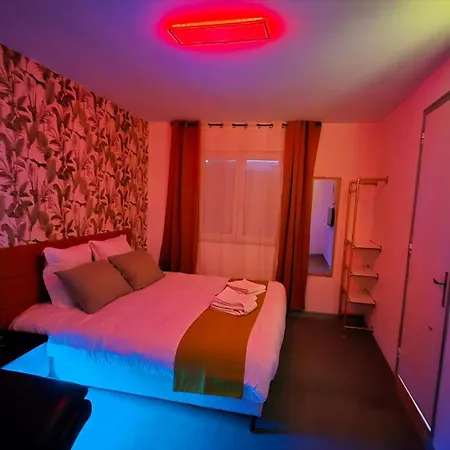 Le Grand Poirier, Cosy Face Centre Equestre Apartment *