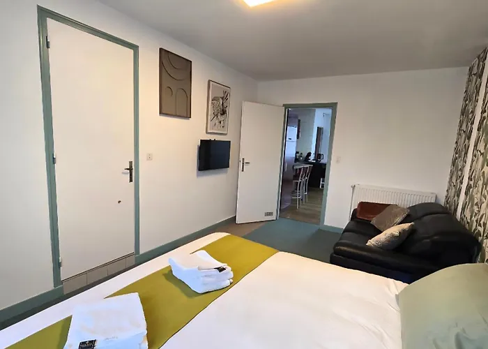 Le Grand Poirier, Cosy Face Centre Equestre * Vittel